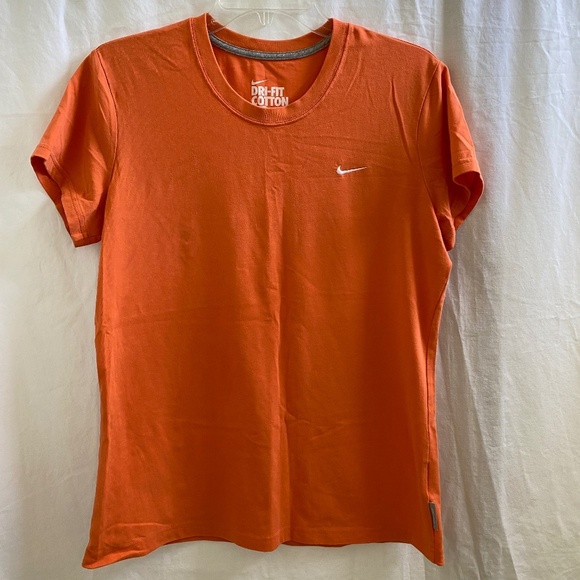 Nike Active Workout Dri-Fit Top Size: Large - Picture 2 of 7